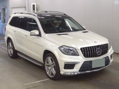 2013 Mercedes-Benz GL550 4.7 litres V8 Engine Petrol White Black SUV