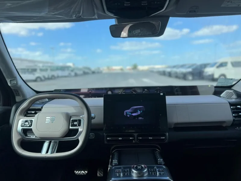 2026 Jetour G700 2.0L Turbo Engine Flagship Edition Hybrid Silver Beige SUV