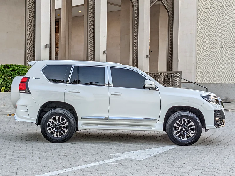 2011 Toyota Prado Tx-l MID FACELIFTED 2023 6 Cylinder Engine White Beige SUV