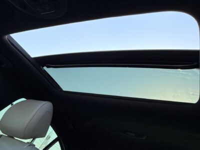 2023 GENESIS G70 2.0L Turbo V4 VVT White Beige Sedan RWD USA Specs