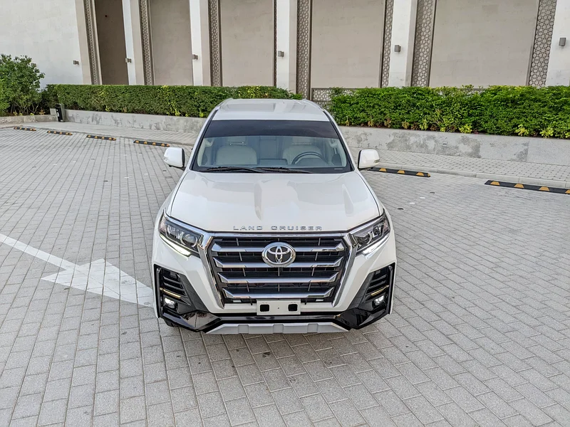 2011 Toyota Prado Tx-l MID FACELIFTED 2023 6 Cylinder Engine White Beige SUV