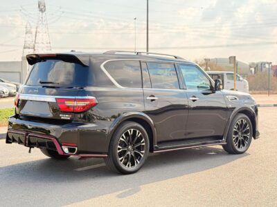 2017 NISSAN ARMADA NISMO 4x4 5.6L V8 Engine Black Red SUV USA Specs