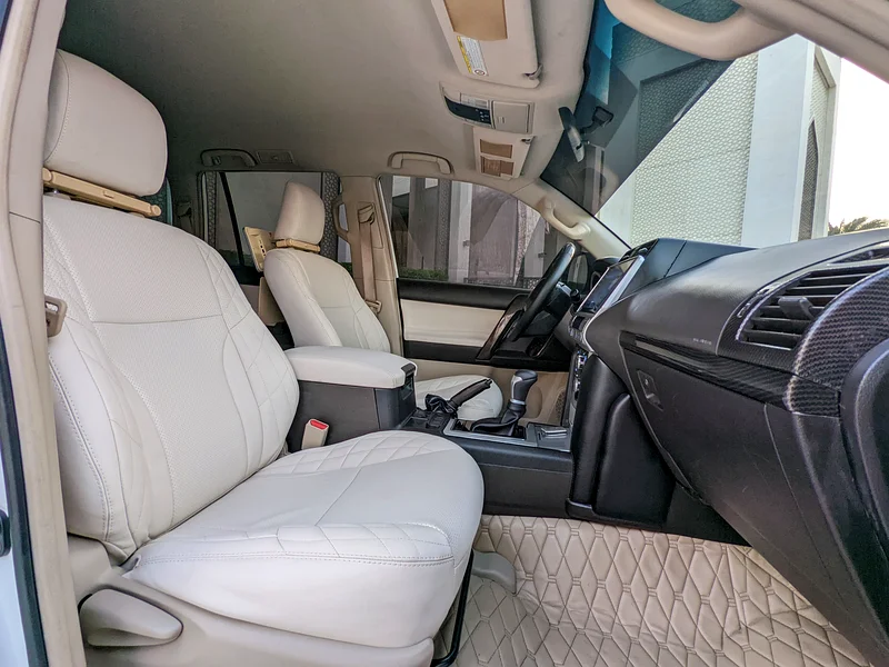 2011 Toyota Prado Tx-l MID FACELIFTED 2023 6 Cylinder Engine White Beige SUV