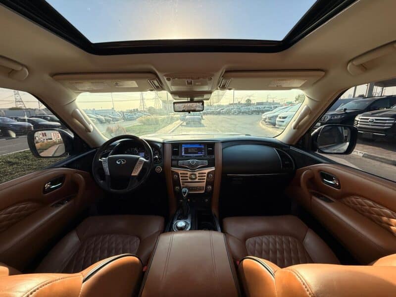 2019 INFINITI QX80 LUXE 4x4 5.6 litre V8 Cylinder Engine White Tan SUV Full Option