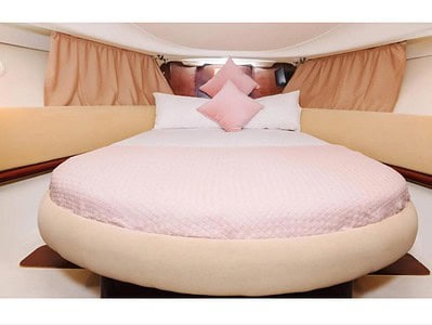 Yacht Rental Dubai UAE