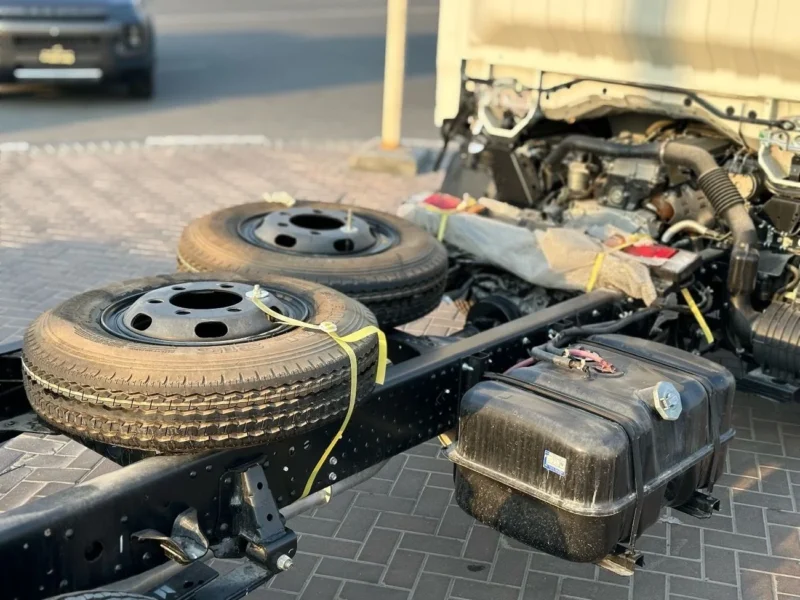 2025 ISUZU NPR REWARD 6 Cylinder Diesel Engine White Grey Truck