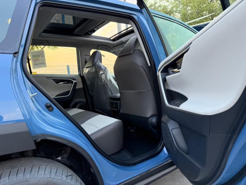 2025 Toyota Rav 4 2.5l Awd Petrol Blue White Crossover Adventure GCC