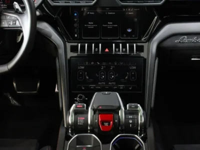 2024 Lamborghini Urus S 4.0T Twin-Turbocharged V8 Black SUV AWD