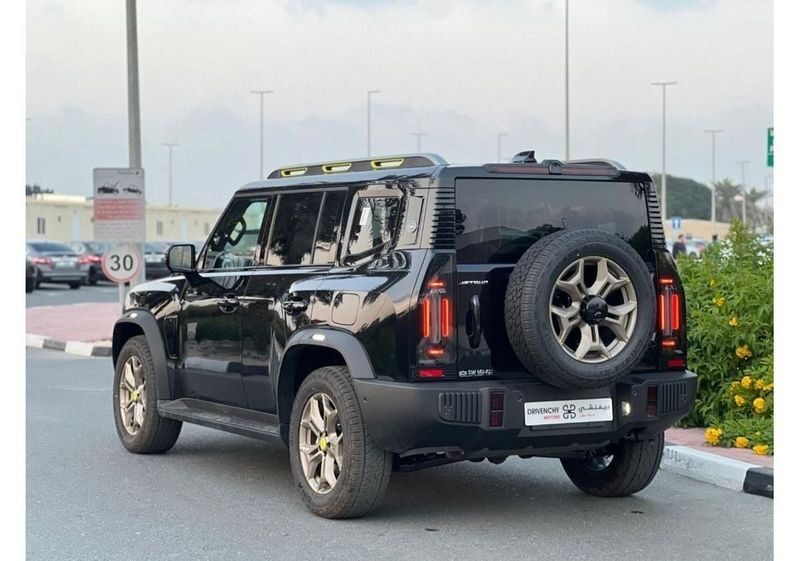 2024 Jetour T2 Std 2.0 litre 4 Cylinders Engine Automatic Black Tan SUV