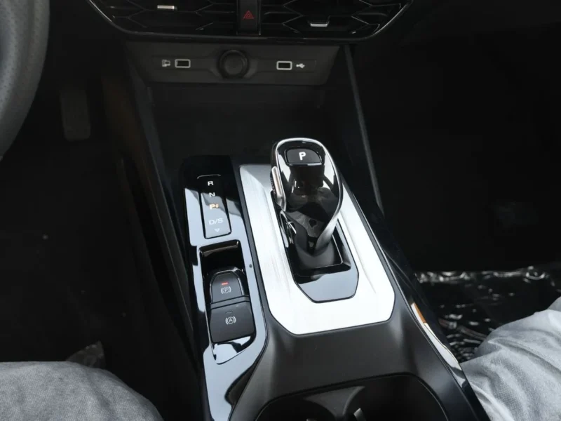 2025 MG GT 1.5L Turbo Petrol Full Option Yellow Black Sedan GCC Specs