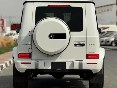 2022 Mercedes-Benz G-Class G 63 AMG 8 Cylinders Engine White Black Wagon
