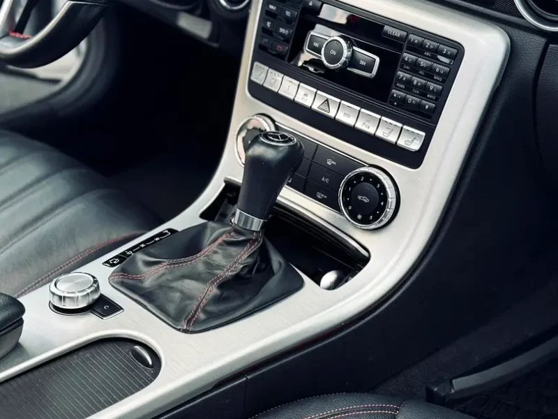 2013 Mercedes-Benz SLK-Class SLK 350 6 Cylinder Petrol Engine Silver Black