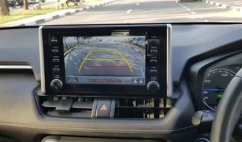 2019 Toyota RAV 4 Hybrid Auto 2.5-liter 4-cylinder Hybrid Silver Black SUV