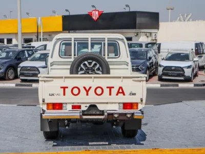 2025 Toyota Land Cruiser Pick Up Std 4.0L Double Cab Utility 4WD White Brown