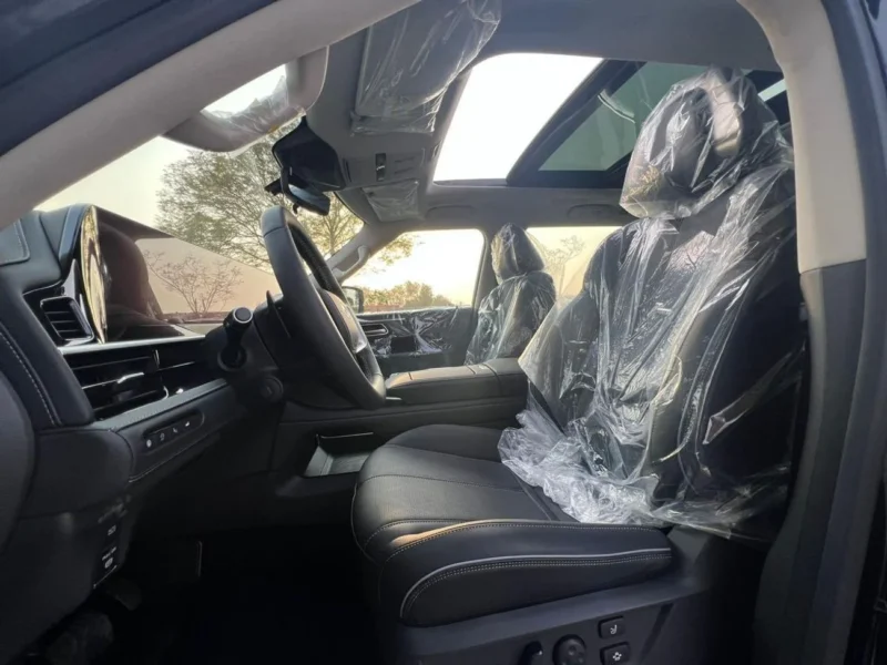 2025 Infiniti QX80 Sensory Bench Chairs 3.5L 6 Cylinder Petrol Engine Grey Black SUV