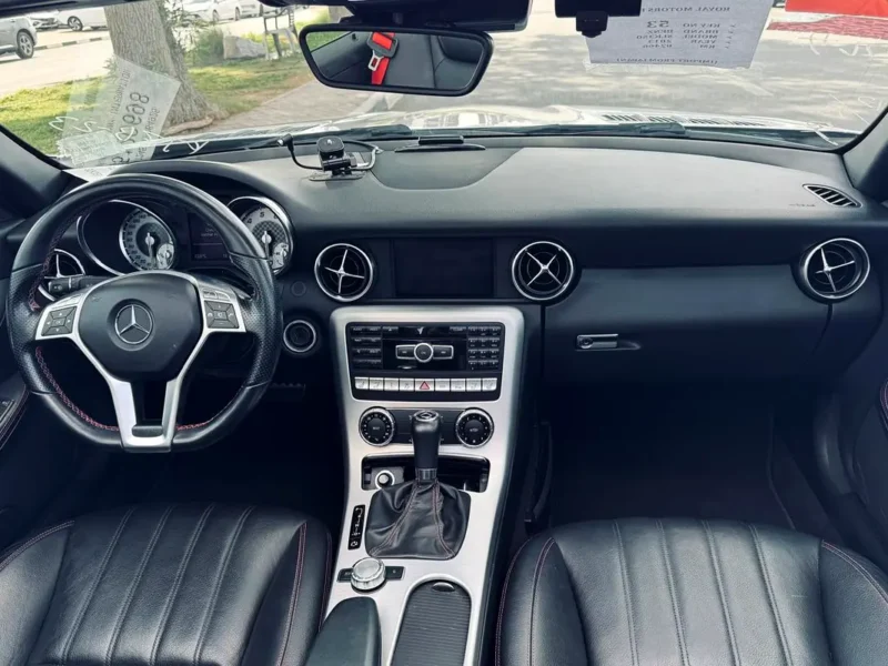 2013 Mercedes-Benz SLK-Class SLK 350 6 Cylinder Petrol Engine Silver Black