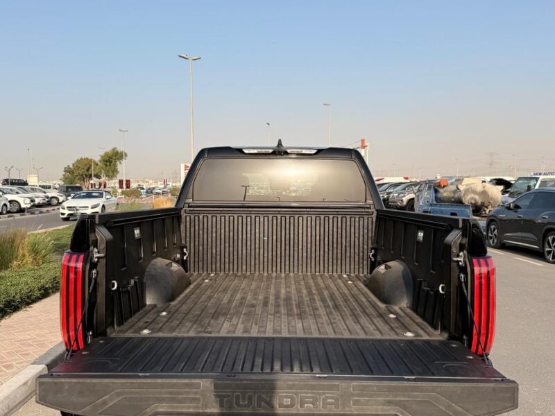 2022 Toyota Tundra Crewmax Limited 3.4 L V6 Engine Black Grey 4WD