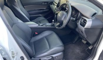 2019 Toyota C-HR Hybrid 1.8 Liter 4 Cylinders Engine White Grey SUV