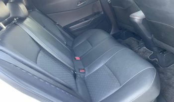 2019 Toyota C-HR Hybrid 1.8 Liter 4 Cylinders Engine White Grey SUV