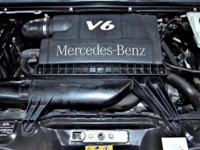 2015 Mercedes-Benz Viano Trend 6 Cylinders Petrol Engine White Beige Van GCC