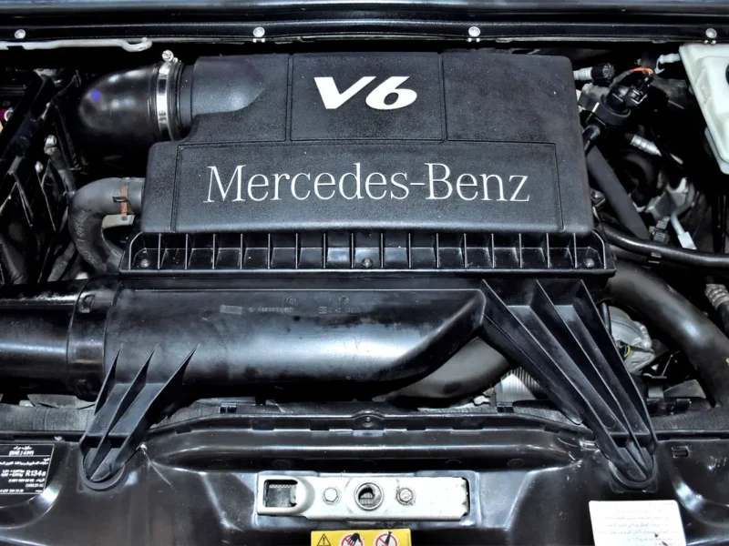 2015 Mercedes-Benz Viano Trend 6 Cylinders Petrol Engine White Beige Van GCC