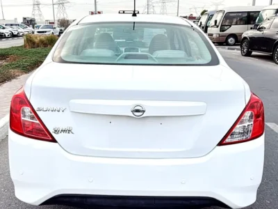 2019 Nissan Sunny SE 4 Cylinder Petrol Engine White Beige Sedan GCC Specs