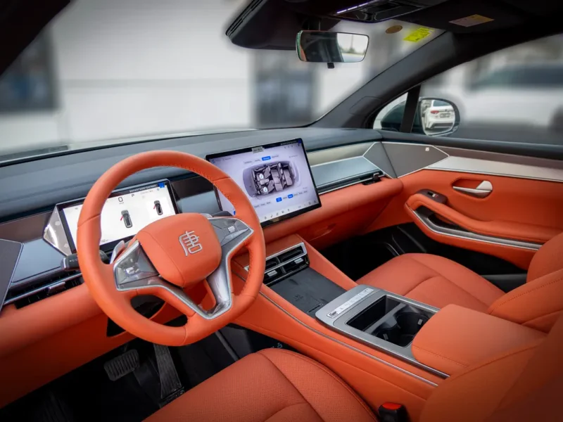 2025 BYD Tang DM-i Hybrid 4 Cylinders Green Orange SUV RWD