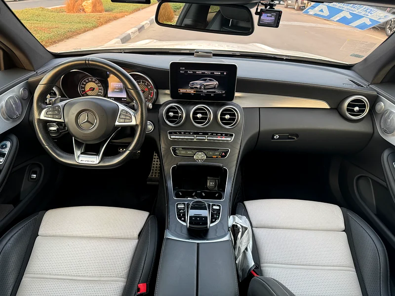 2017 Mercedes-Benz C-Class C63 AMG 8 Cylinders Engine White Black Coupe