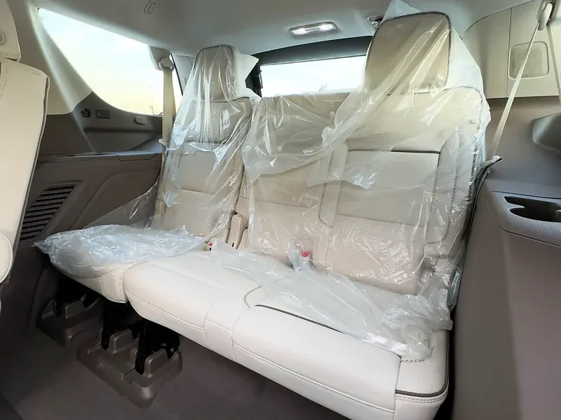 2024 GMC YUKON DENALI V8 Engine 6.2 litres AT Black Beige SUV GCC Specs