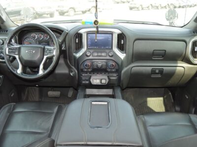 2020 Chevrolet Silverado 5.3 Liters 8 Cylinders Engine Blue Grey Pick Up Truck