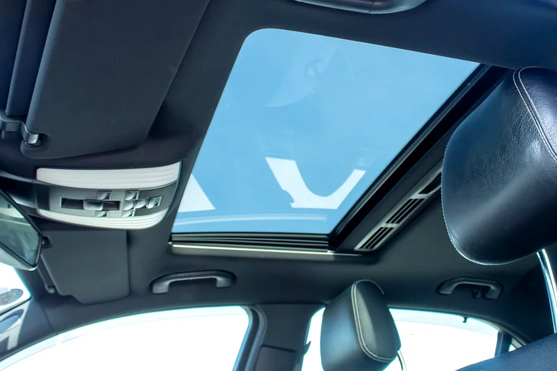 2009 Mercedes-Benz E-Class E 350 6 Cylinders Engine Black Sedan Excellent Condition