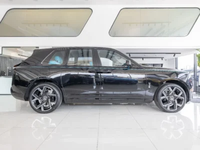 2025 Rolls-Royce Cullinan Rolls Royce Cullinan Black Badge Black Blue SUV