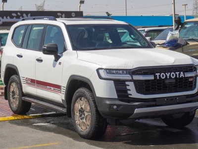 2025 Toyota Land Cruiser GR SPORT 3.5L V6 Engine Petrol White Red SUV