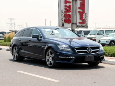 2013 Mercedes-Benz CLS-Class CLS 63 AMG 8 Cylinder Engine Blue Black