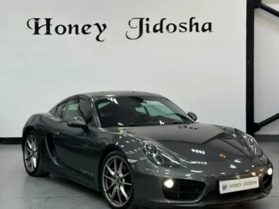 2014 Porsche Cayman S 6 Cylinders Engine Grey Red Coupe GCC Specs