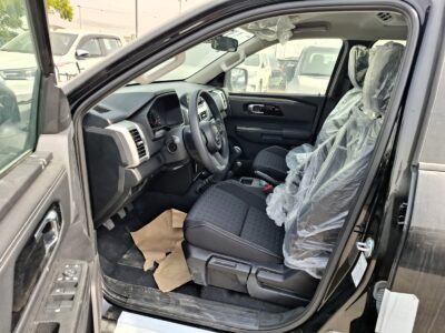 2025 Mitsubishi L200 2.4L 4 Cylinders Engine MT DC Black Petrol Black Truck