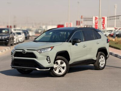 2021 TOYOTA RAV 4 XLE 2.5 L V4 Engine Green Black SUV Full Option
