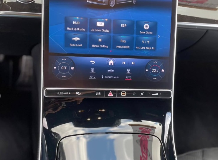 2022 Mercedes-Benz S580L 4.0 Liters V8 Petrol Engine White Black Sedan AWD