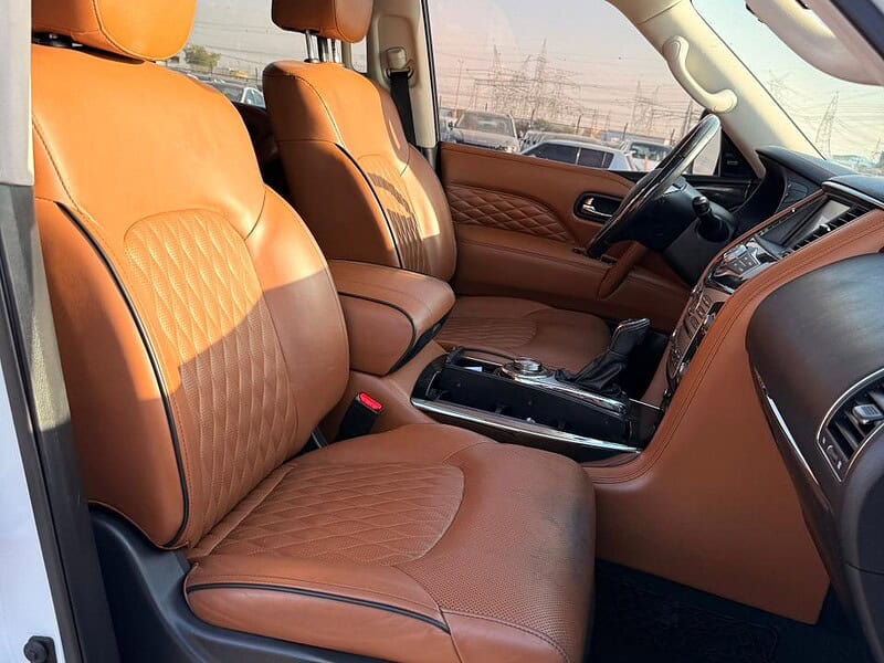 2019 INFINITI QX80 LUXE 4x4 5.6 litre V8 Cylinder Engine White Tan SUV Full Option