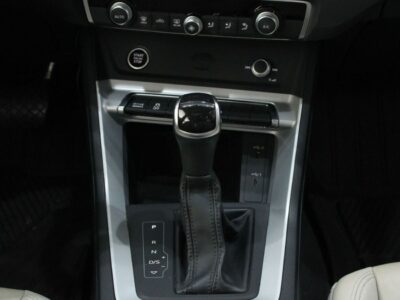 2023 Audi Q3 40 TFSI - S Line 2.0-liter Turbocharged V4 Cylinder Engine White Beige SUV