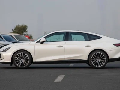 2025 MG 7 ELEGANCE SPORT PACKAGE SPOILER 1.5L 0KM White Green