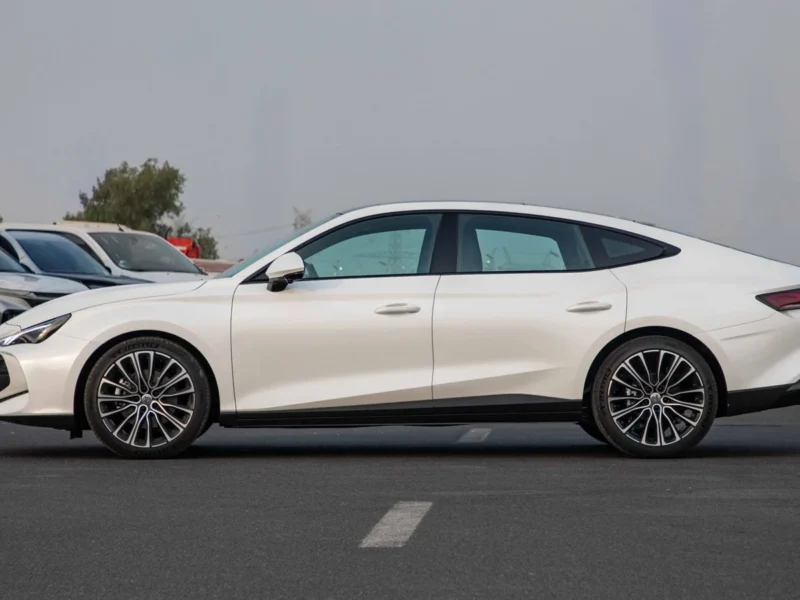 2025 MG 7 ELEGANCE SPORT PACKAGE SPOILER 1.5L 0KM White Green