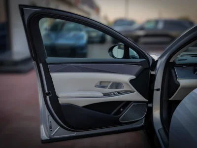 2025 BYD HAN PHEV 4 Cylinders Engine Silver White Sedan FWD