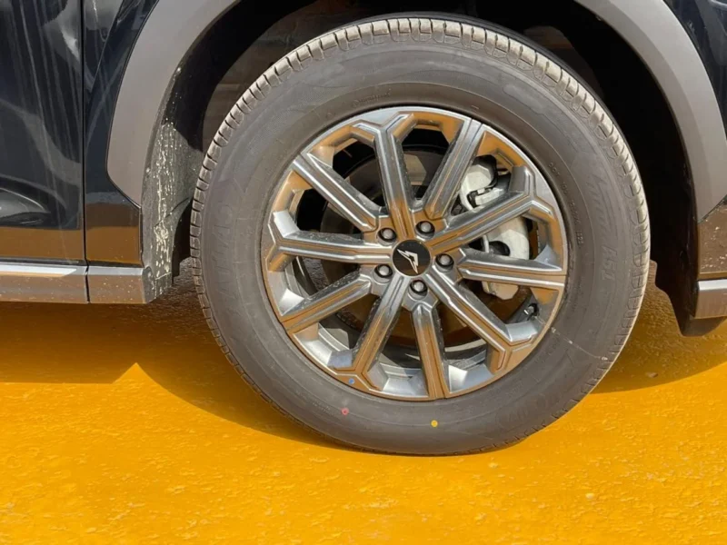 2025 Kaiyi X7 Kaiyi X7 1.5 L Turbocharged 4-Cylinder Mountain Peak Edition Black SUV