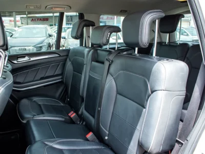 2014 Mercedes-Benz GL-Class GL 550 4Matic 8 Cylinders Engine White Black SUV