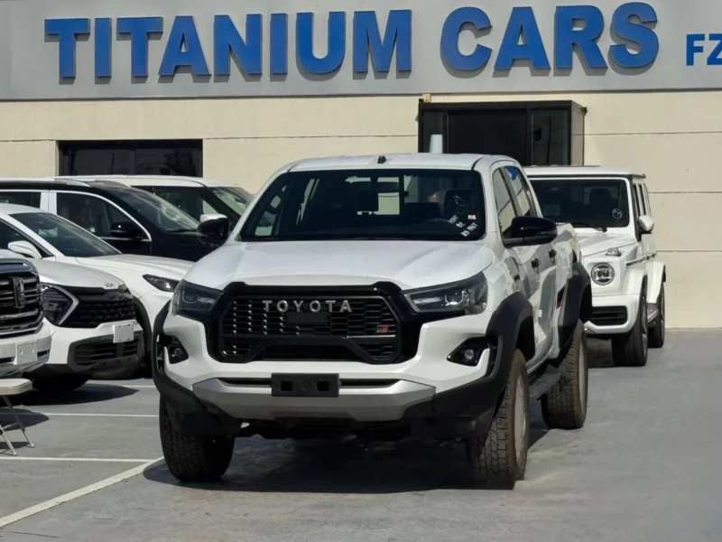 2025 Toyota Hilux GR Sport 4.0L 6 Cylinders Engine White Black GCC Specs