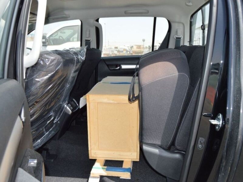 2024 Toyota Hilux SR5 2.4 Liter 4 Cylinder Diesel Engine Black Grey Pick Up Truck