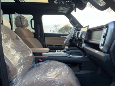 2024 Jetour T2 Std 2.0 litre 4 Cylinders Engine Automatic Black Tan SUV