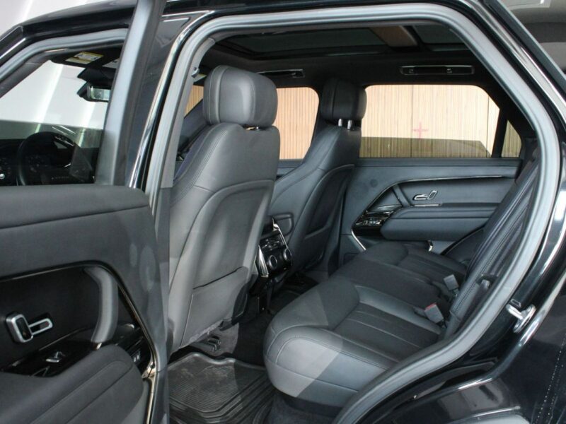 2023 Land Rover Range Rover Sport Range Rover Sport SE 6 Cylinder Black