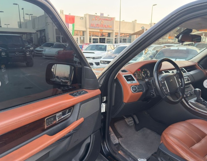 2010 Land Rover Range Rover Sport 8-Cylinder Supercharged Engine Black Orange